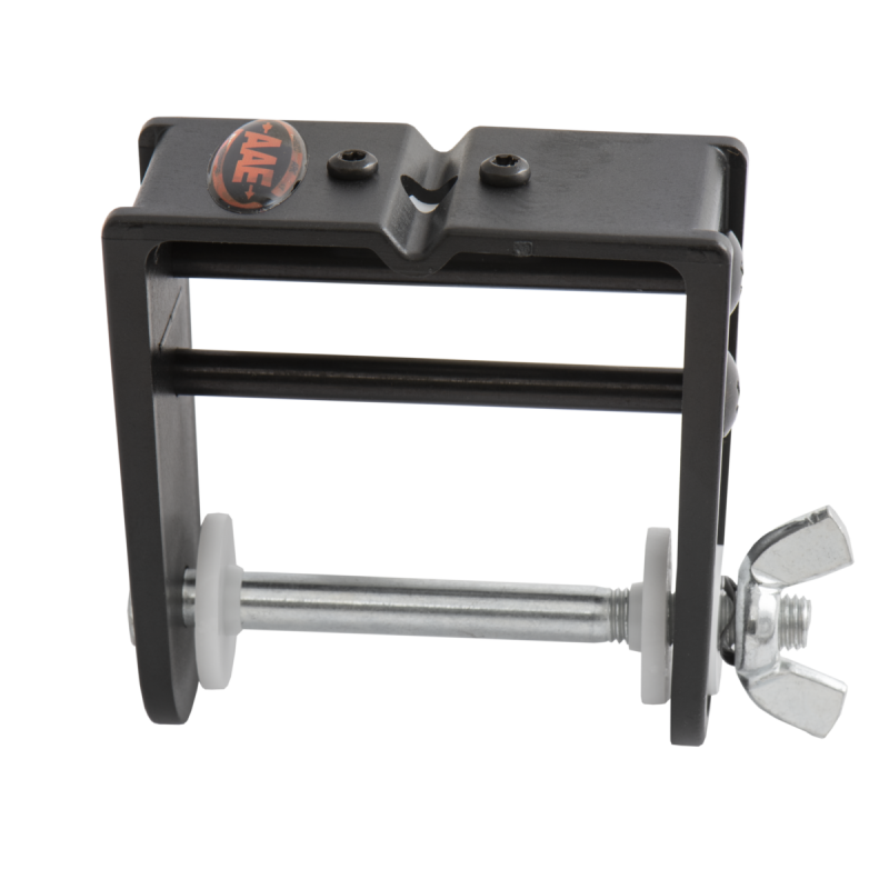 AAE SERVING TOOLS PRO STRING SERVER